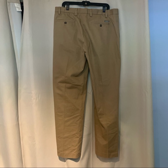 Eddie Bauer Khakis Pants - Picture 2 of 2